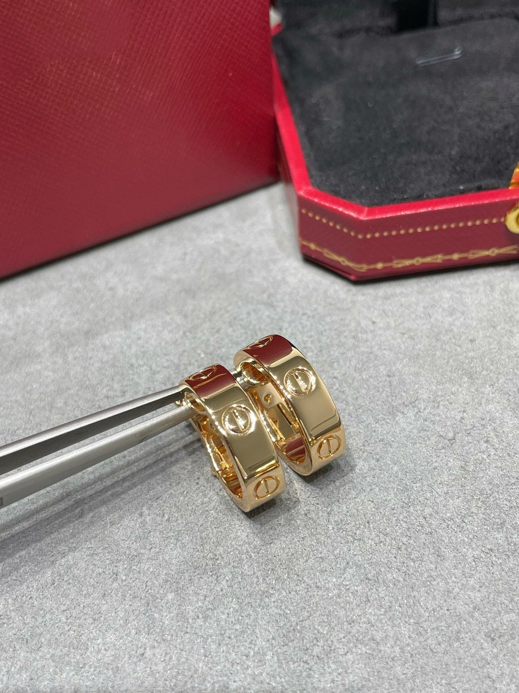[Marin]LOVE 5.5MM EARRINGS