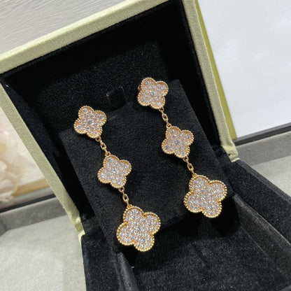 [Marin-Jewelry]CLOVER 3 MOTIFS DIAMOND PAVED Marin-Jewelry GOLD EARRINGS