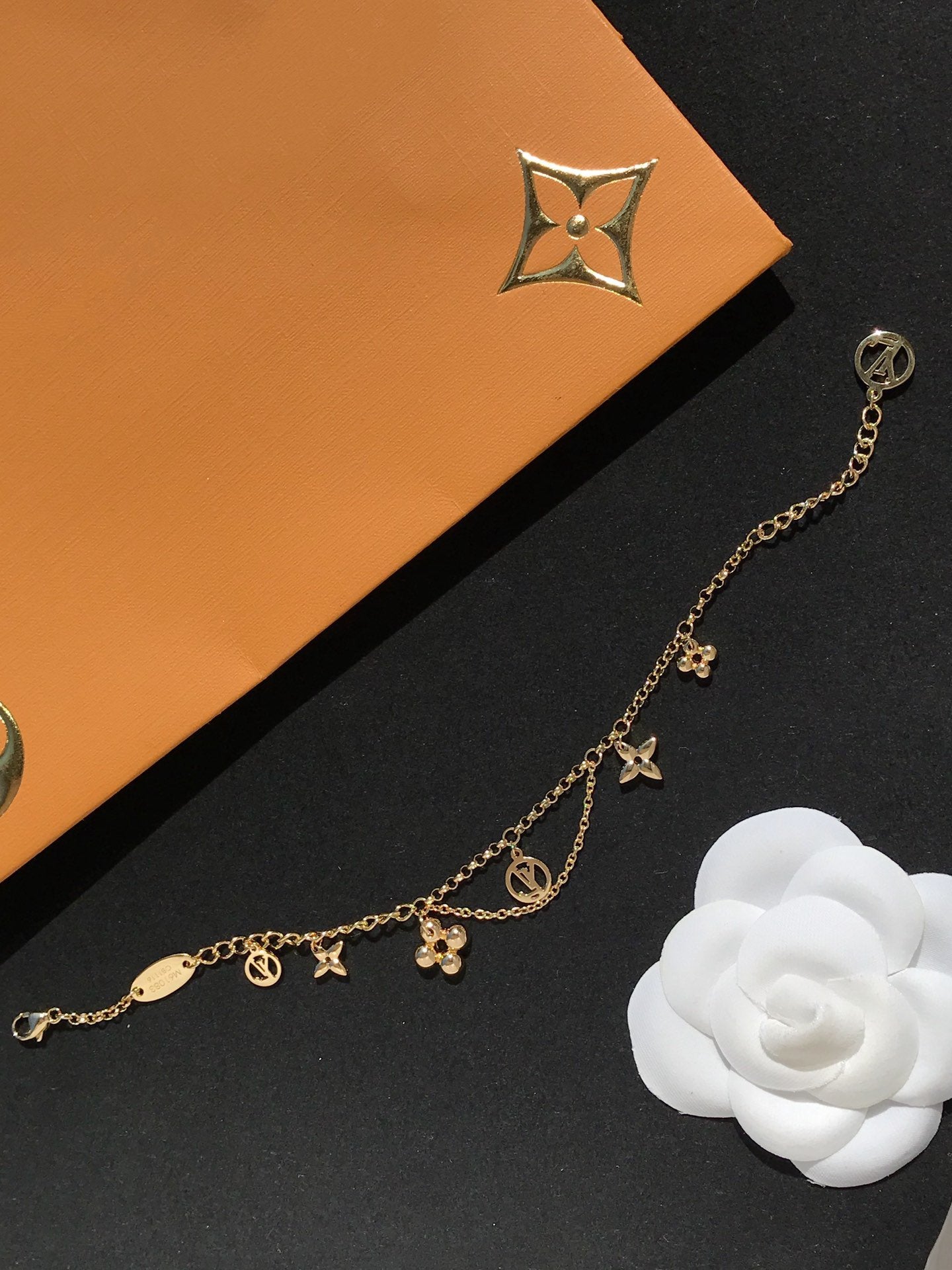 [Marin]BLOOMING PINK GOLD MOP BRACELET
