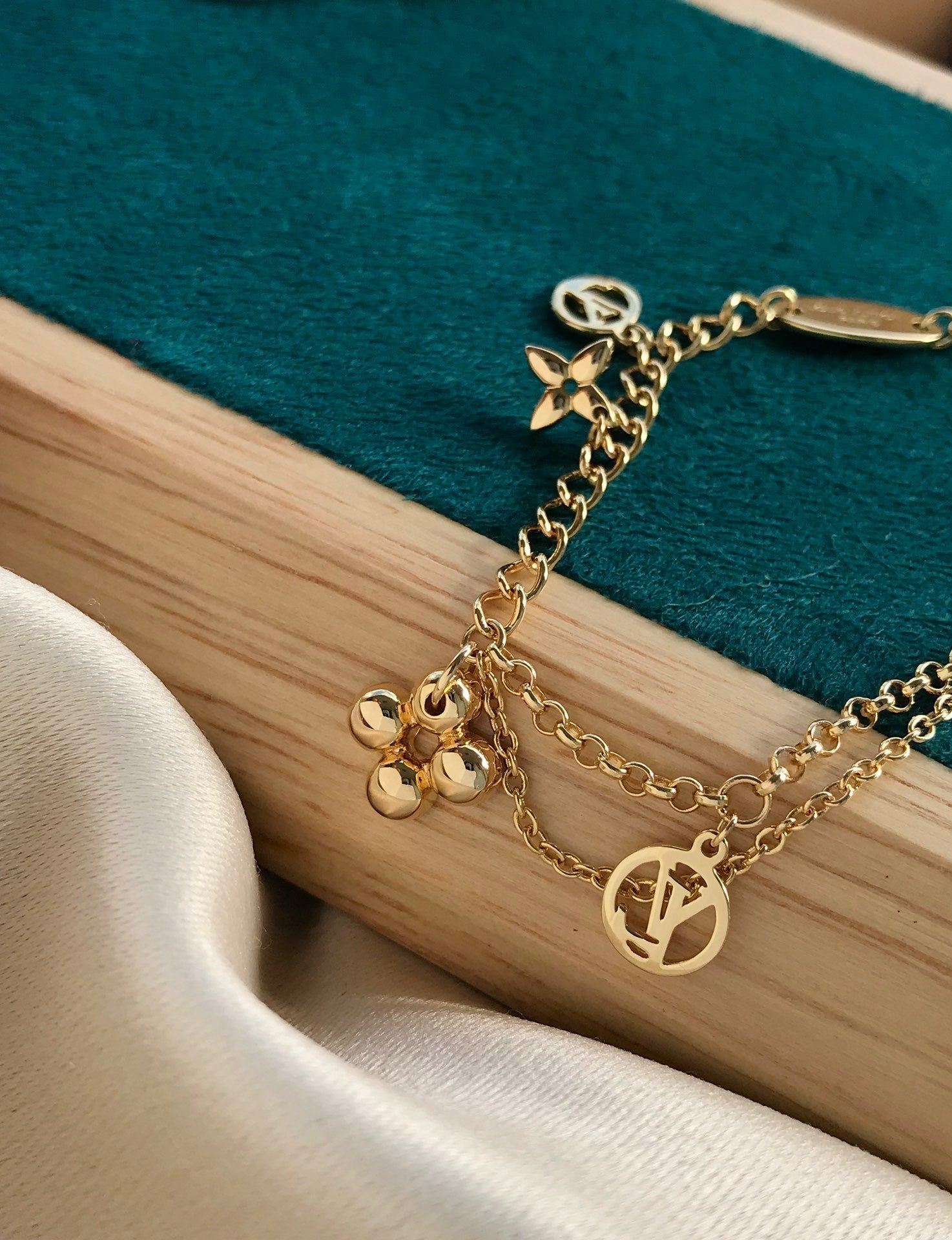 [Marin]BLOOMING PINK GOLD MOP BRACELET