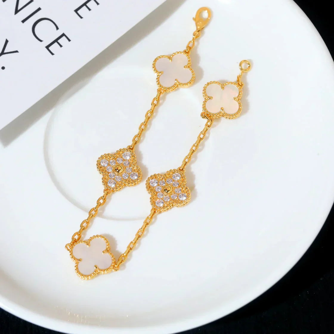 [Marin-Jewelry]CLOVER WHITE PEARL MOP 5 MOTIF BRACELET COLLECTION