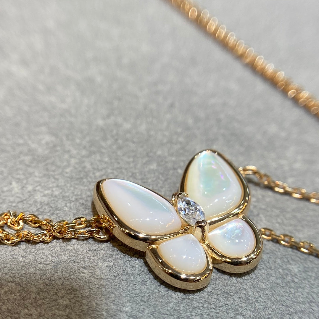 [マリ]バタフライモップ ダイヤモンドネックレス
