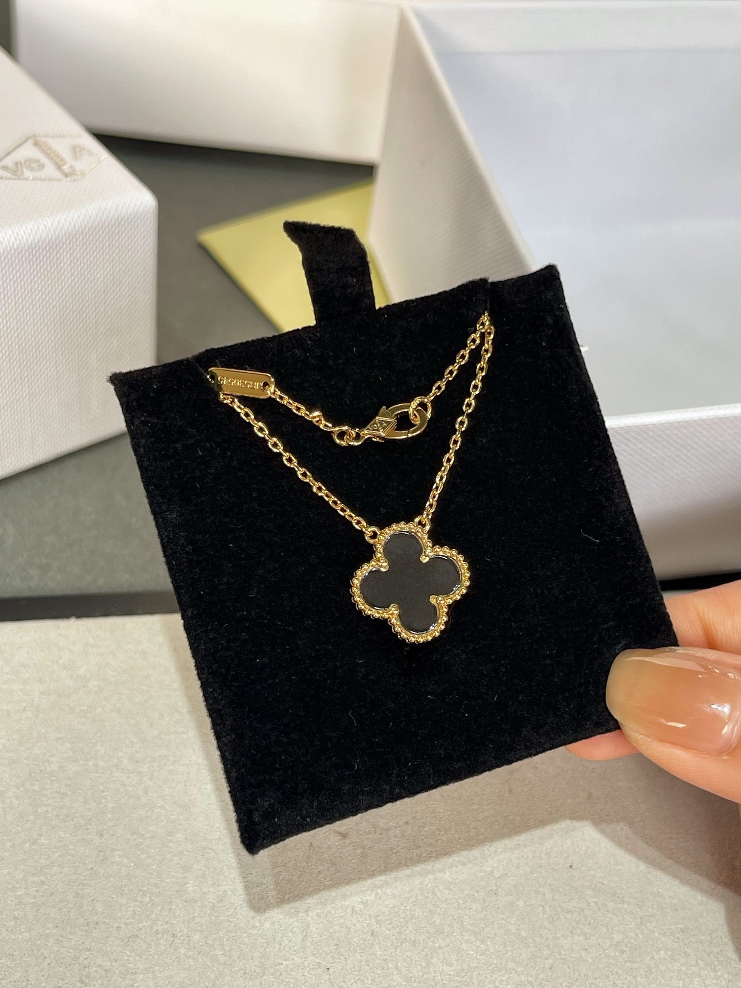[Marin]CLOVER ROCK CRYSTAL ROSE GOLD NECKLACE