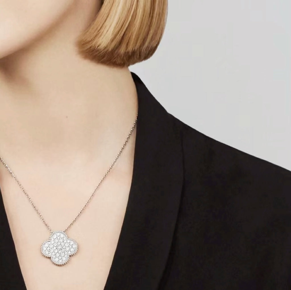 [Marin-Jewelry]CLOVER 25MM LARGE PENDANT DIAMOND PAVED SILVER NECKLACE