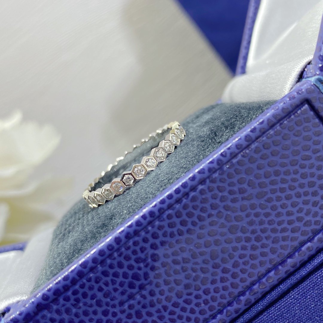 [Marin]BEE LOVE DIAMOND PAVED SMALL RING