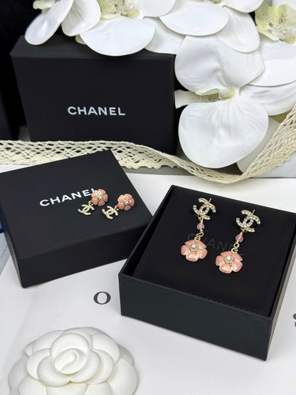 [Marin-Jewelry]26C Pink Camellia Enamel Pendant with Double C Earrings