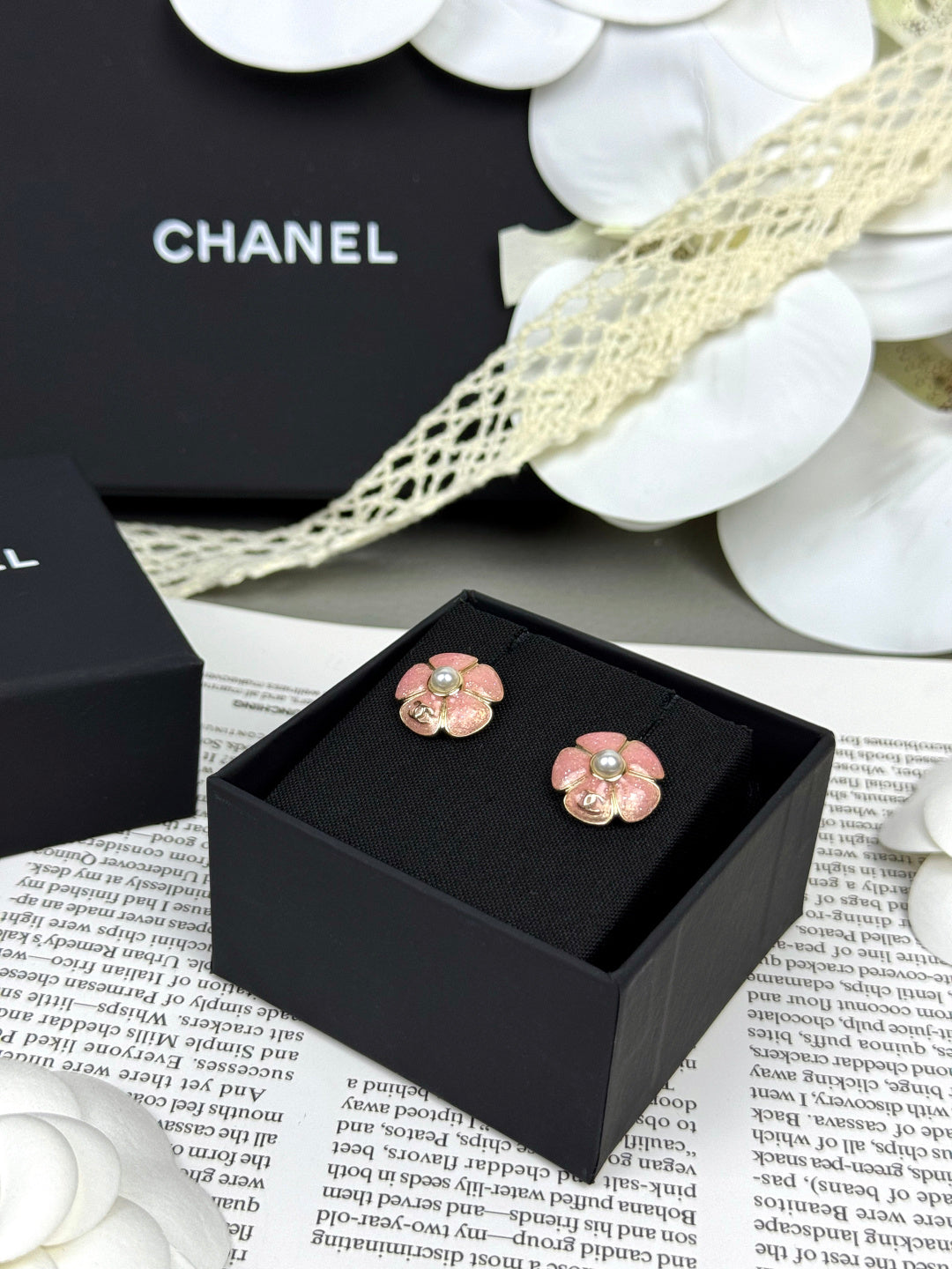 [Marin-Jewelry]26C Pink Camellia Pearl Enamel Stud Earrings