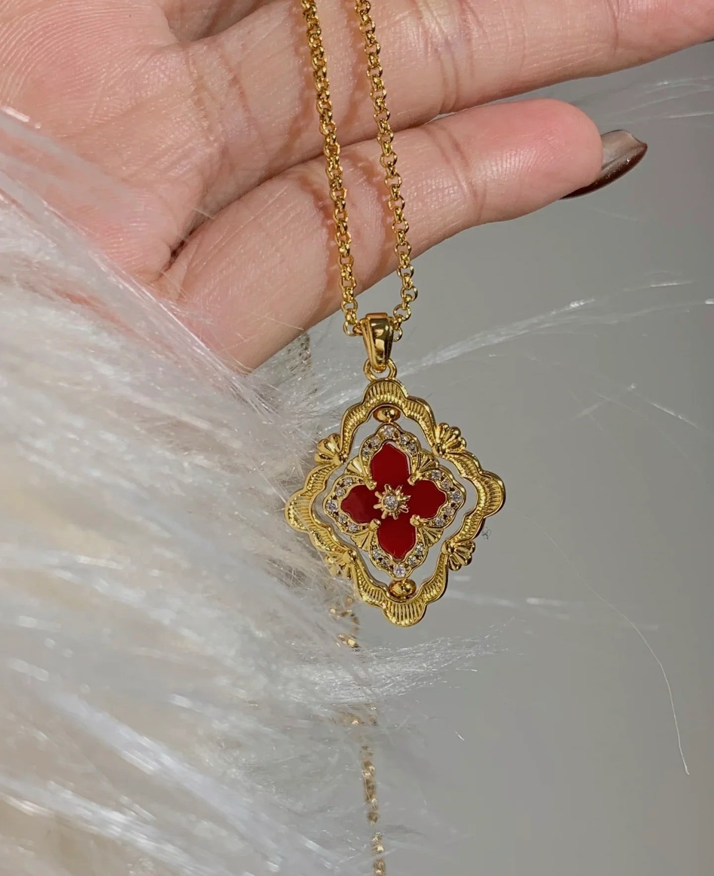 [Marin] B.C.L ENAMEL ROTATING SINGLE-DIAMOND NECKLACE（Various colors）