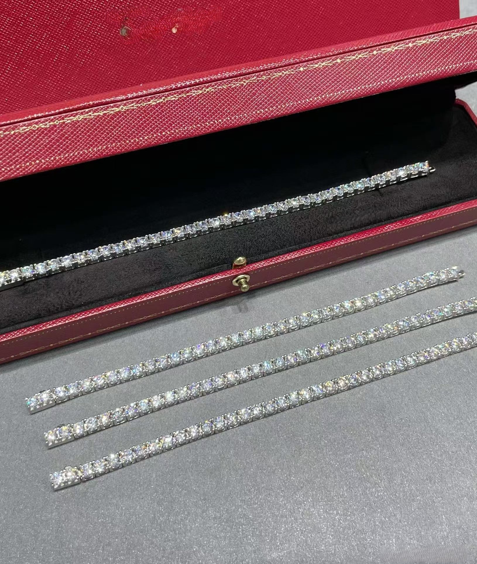 [Marin jewelrys]TENNIS BRACELET WITH FULL DIAMOND SETTING