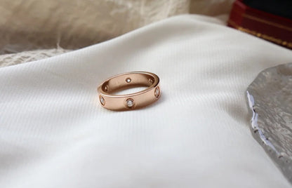 [Marin]LOVE RING 5.5MM 6 DIAMONDS PINK GOLD