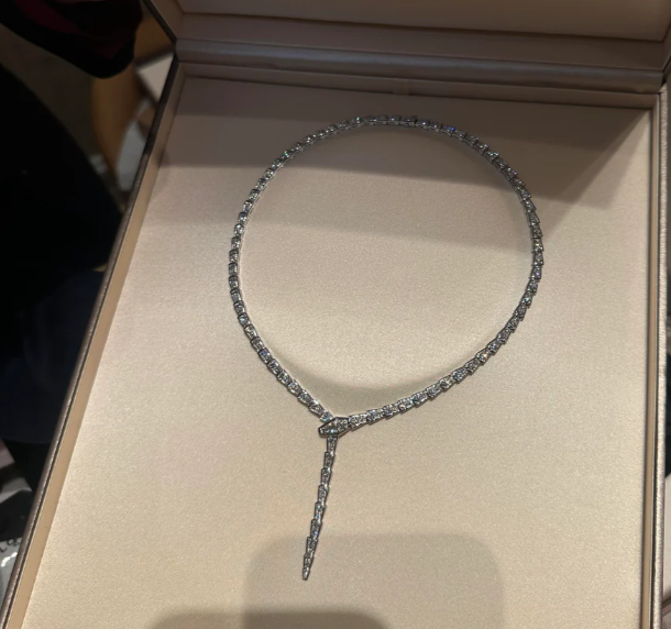 [Marin]NEW！SERPENT DIAMOND NECKLACE
