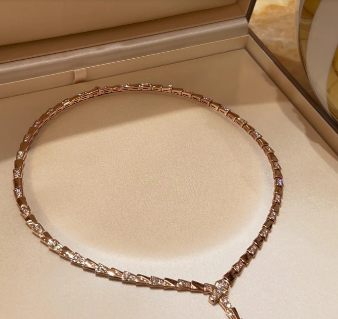 [Marin]NEW！SERPENT DIAMOND NECKLACE
