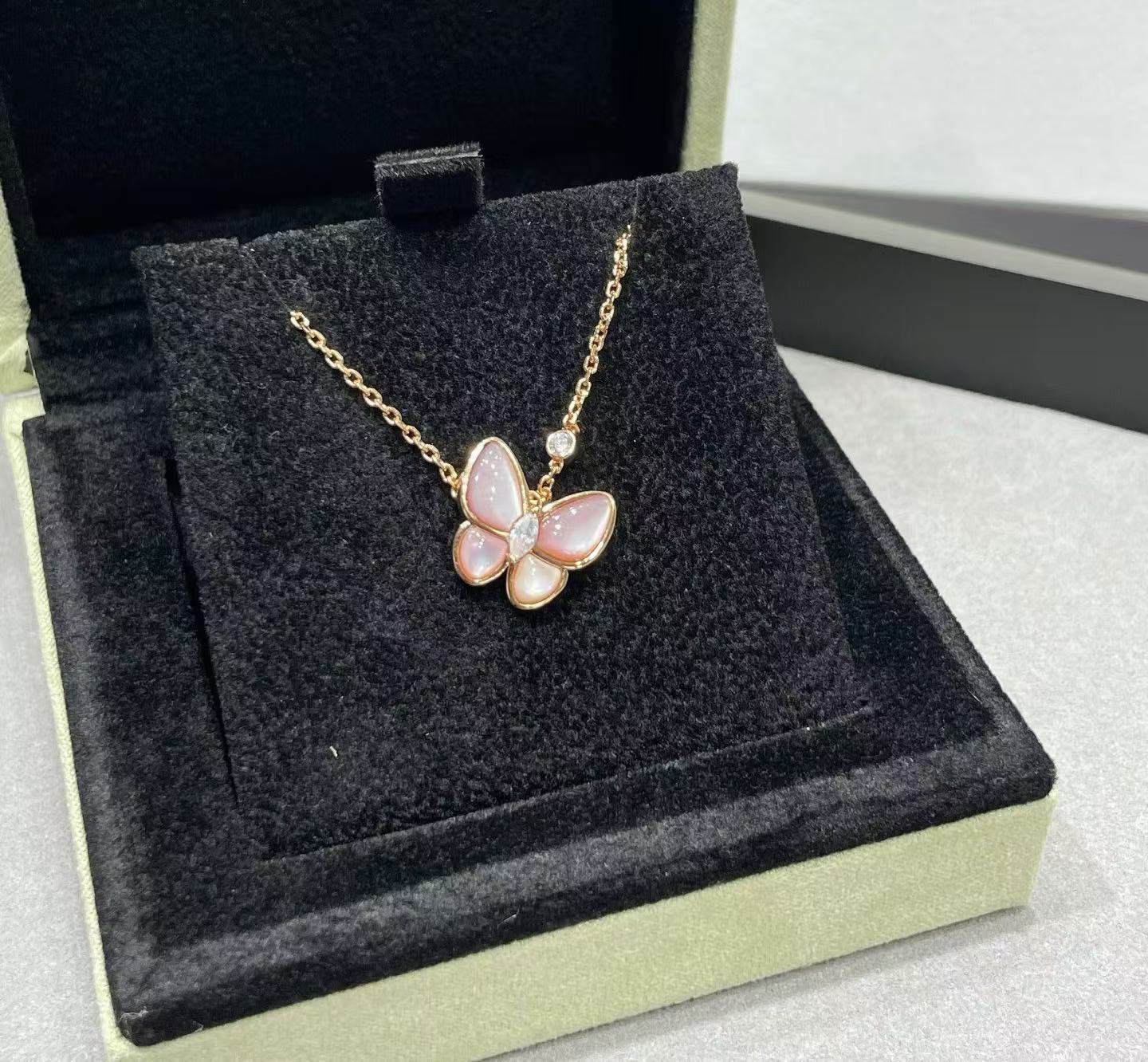 [Marin-Jewelry]バタフライ ピンクマザーオブパール ダイヤモンドネックレス
