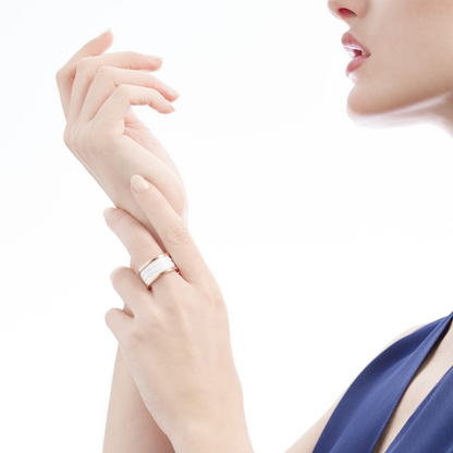 [Marin]ZERO 1 FOUR-BAND LOOPS AND WHITE CERAMIC SPIRAL PINK GOLD RING