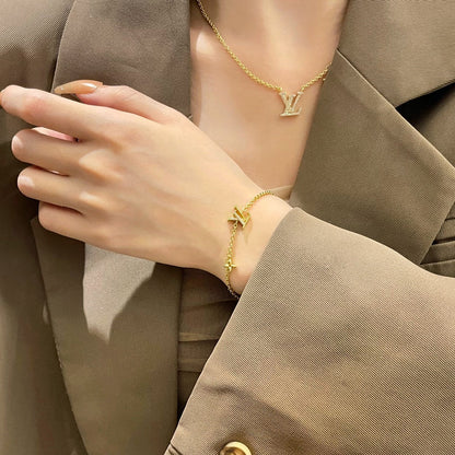 [Marin-Jewelry]LOGO STAR MOTIF GOLD BRACELET