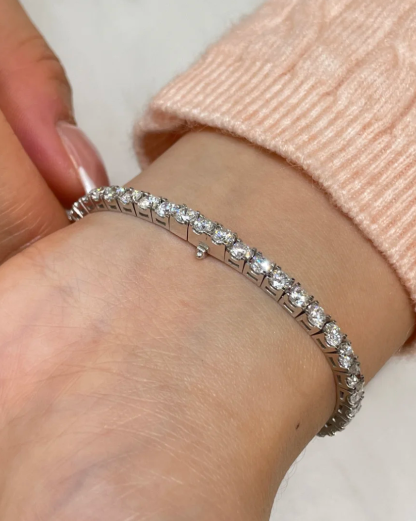[Marin]  CLASSIC BASEBALL BRACELAT, 52 DIAMOND