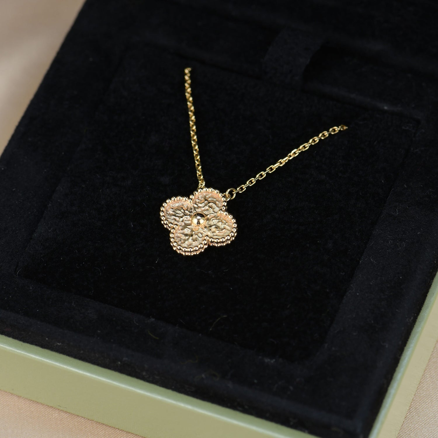 [Marin]COLLIER BRONZANT CLOVER 15MM