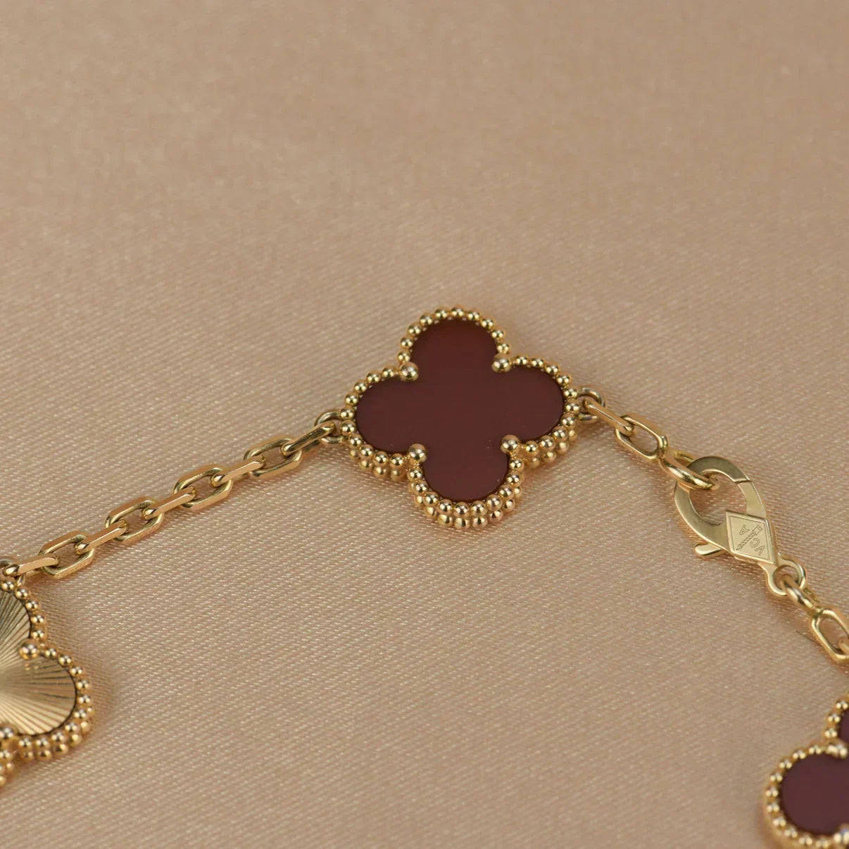 [Marin-Jewelry] CLOVER 5 MOTIF RED CORNELIAN BRACELET COLLECTION