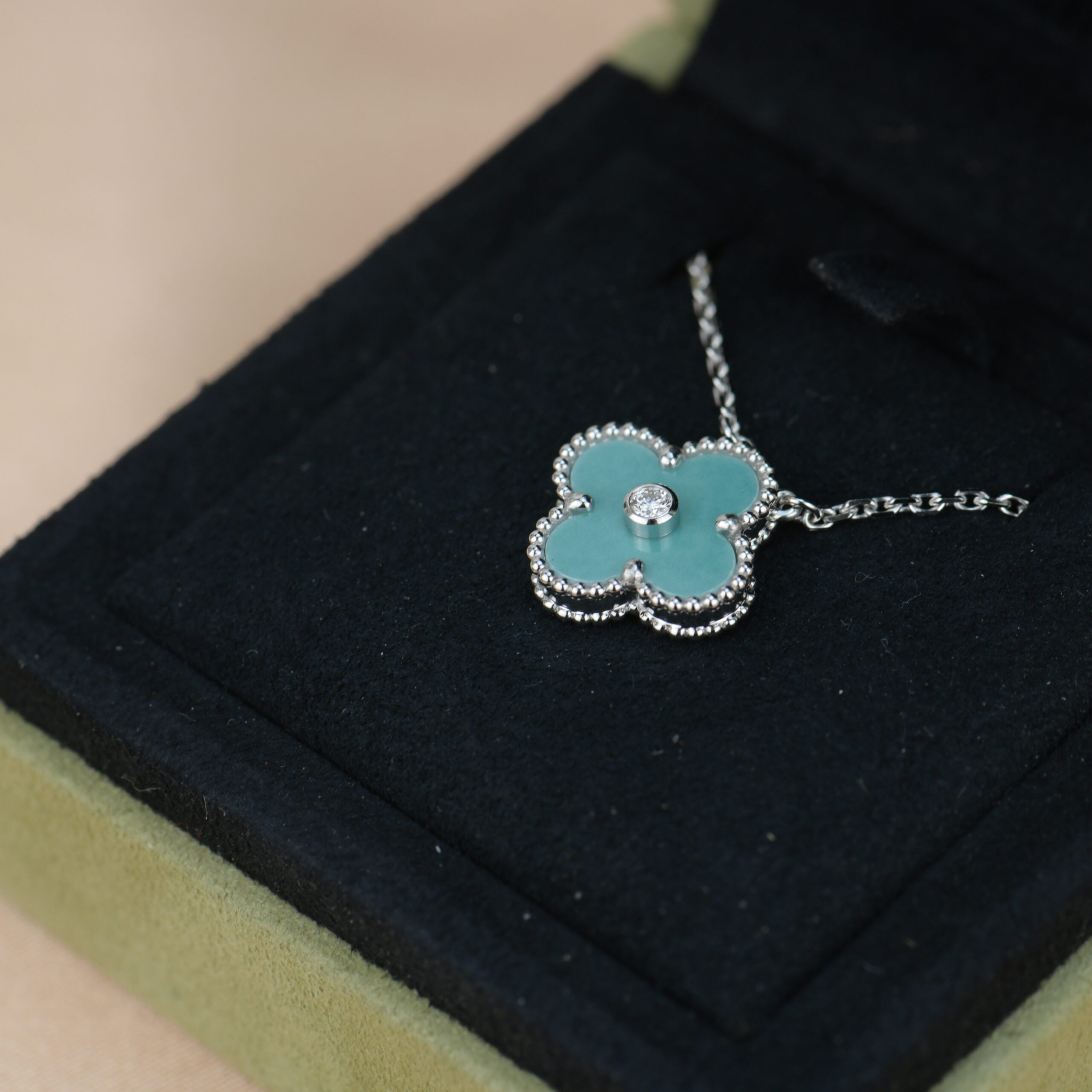 [Marin]CLOVER 15MM DIAMOND SVRES PORCELAIN  NECKLACE SILVER