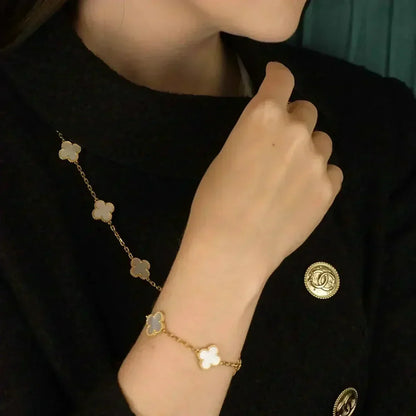 [Marin-Jewelry]CLOVER WHITE PEARL MOP 5 MOTIF BRACELET COLLECTION