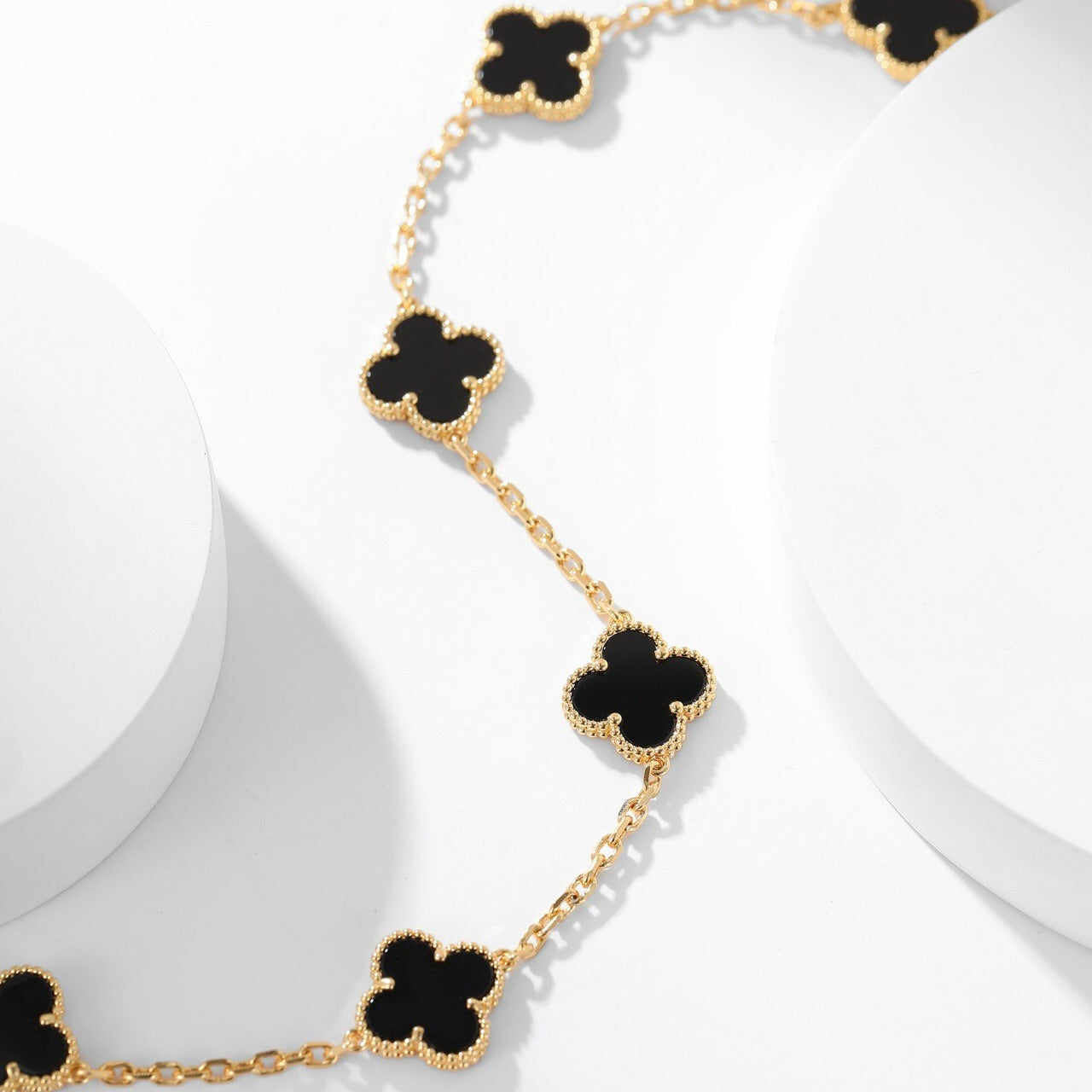 [Marin]CLOVER 10 MOTIFS ONYX NECKLACE