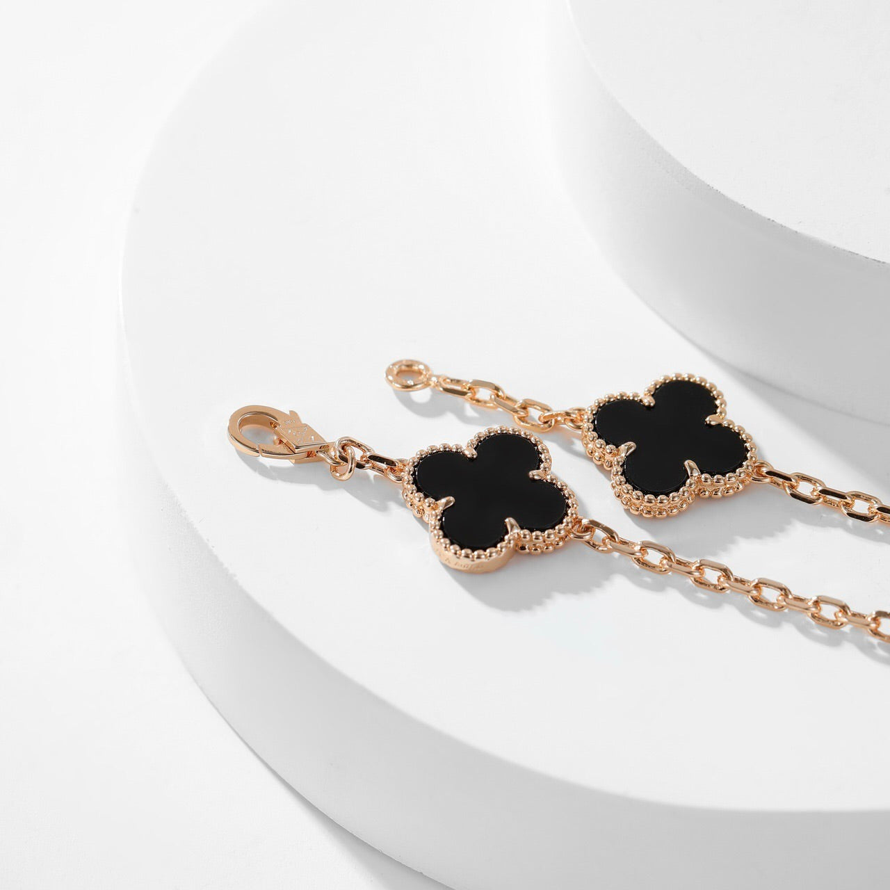 [Marin]CLOVER 10 MOTIFS ONYX NECKLACE