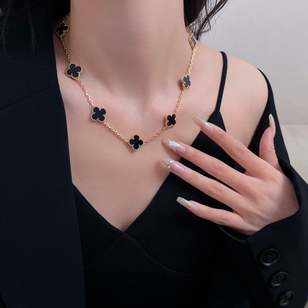 [Marin]CLOVER 10 MOTIFS ONYX NECKLACE