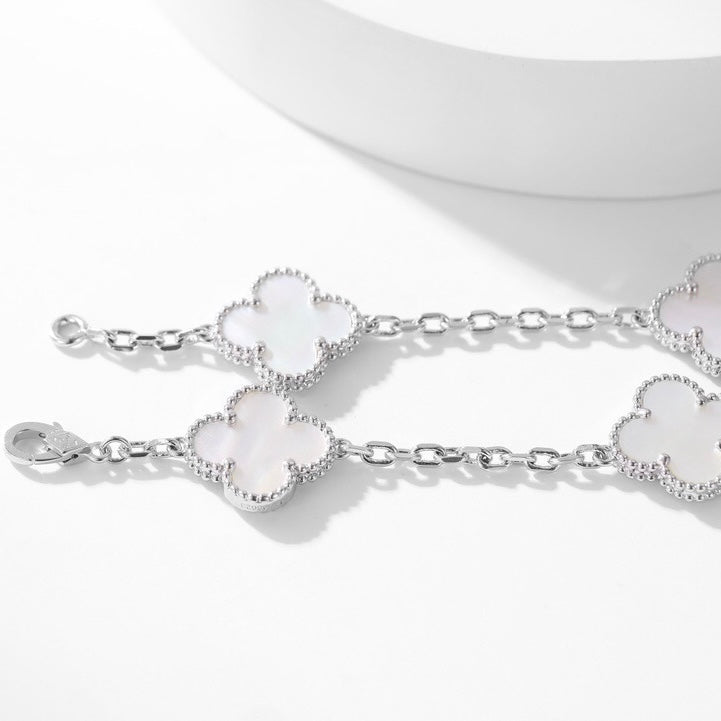[Marin]CLOVER 10 MOTIFS WHITE MOTHER OF PEARL NECKLACE