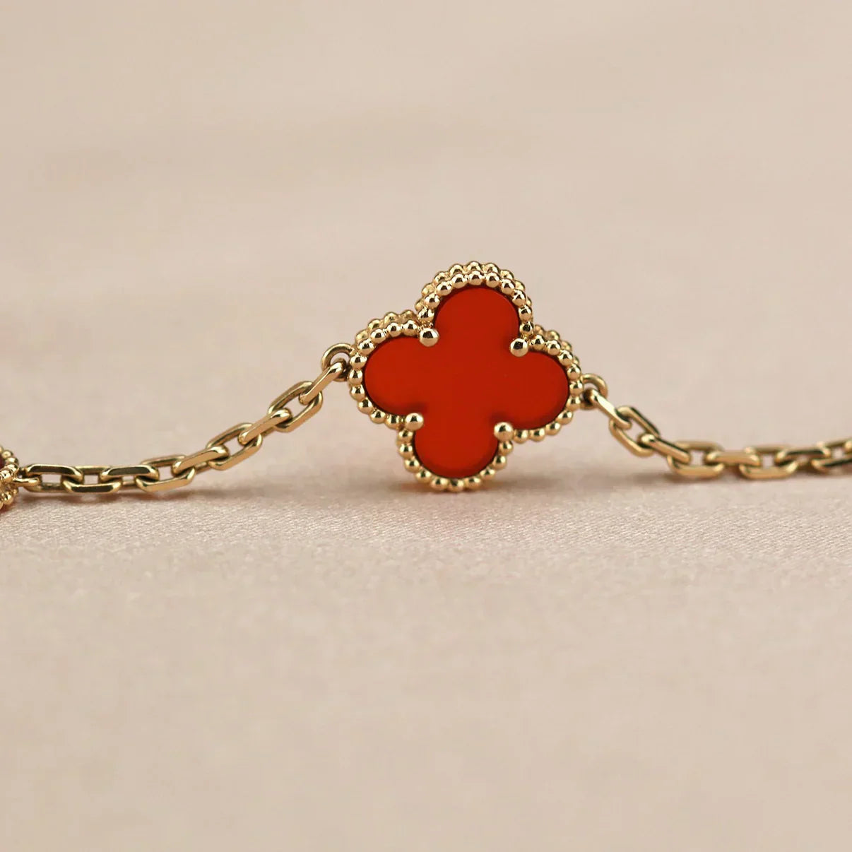 [Marin-Jewelry] CLOVER 5 MOTIF RED CORNELIAN BRACELET COLLECTION