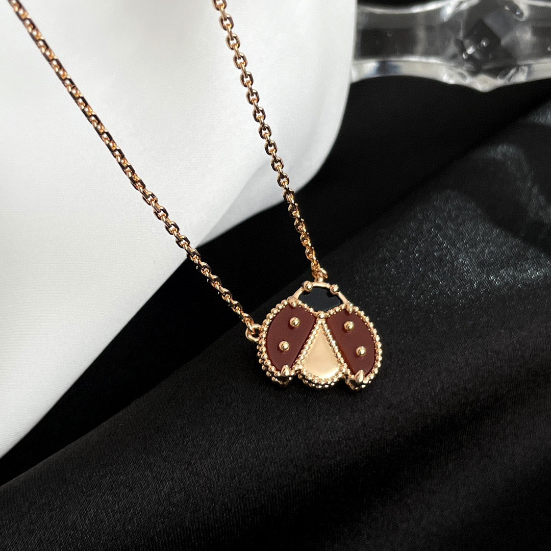 [Marin-Jewelry]LUCKY  CARNELIANS LADYBUG NECKLACE