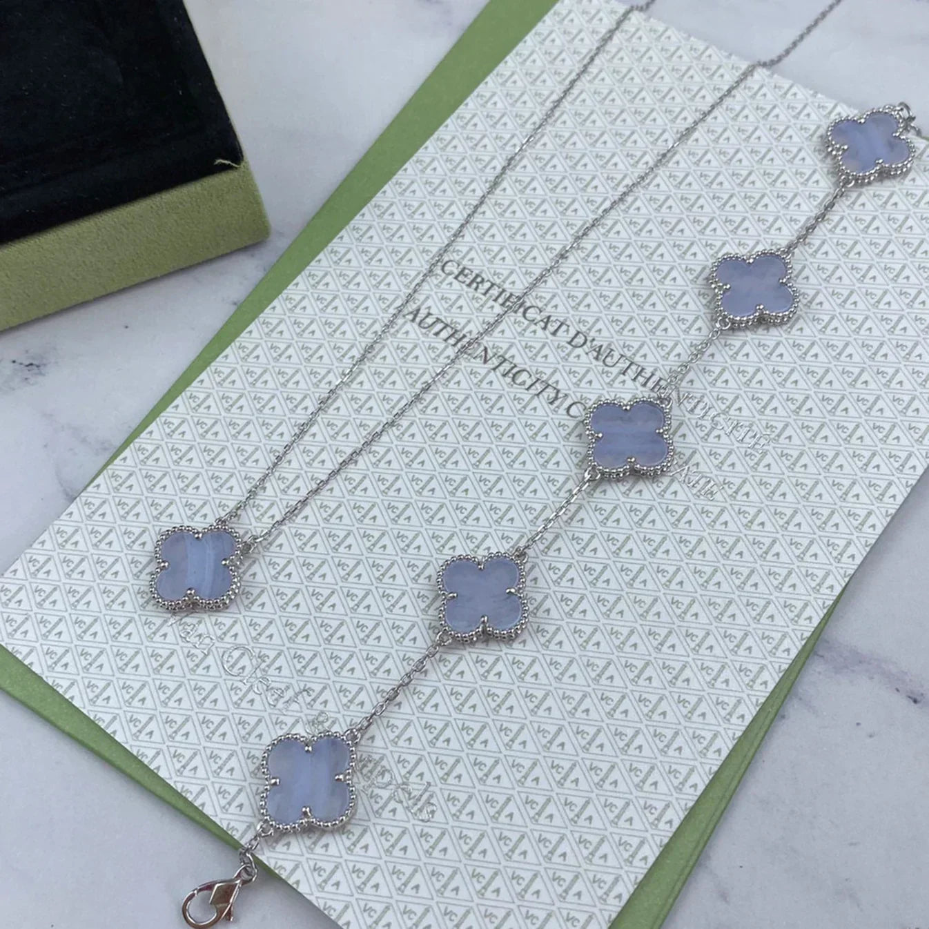 [Marin] CLOVER 5 MOTIF PURPLE CHALCEDONY BRACELET COLLECTION