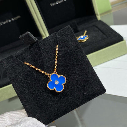 [Marin-Jewelry]CLOVER 15MM DIAMOND AND BLUE AGATE NECKLACE
