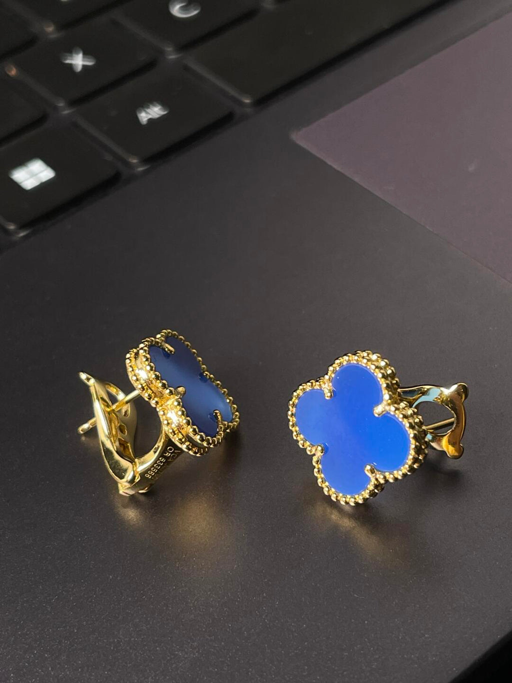 [Marin] CLOVER LARGE (20mm) 1 MOTIFS BLUE MOP STUD EARRINGS