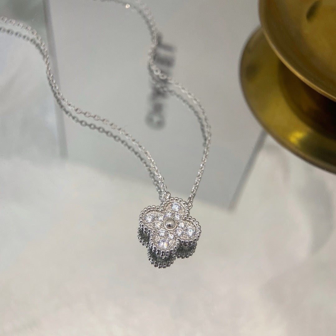 [Marin]クローバー15MMダイヤモンドシングルフラワーネックレス