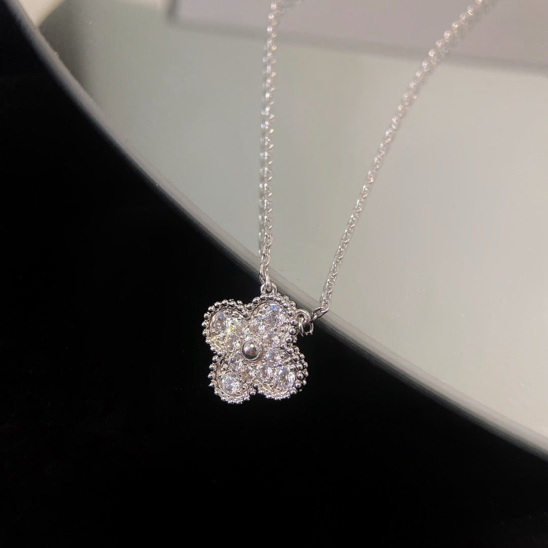 [Marin-Jewelry]CLOVER 15MM DIAMOND SINGLE FLOWER NECKLACE