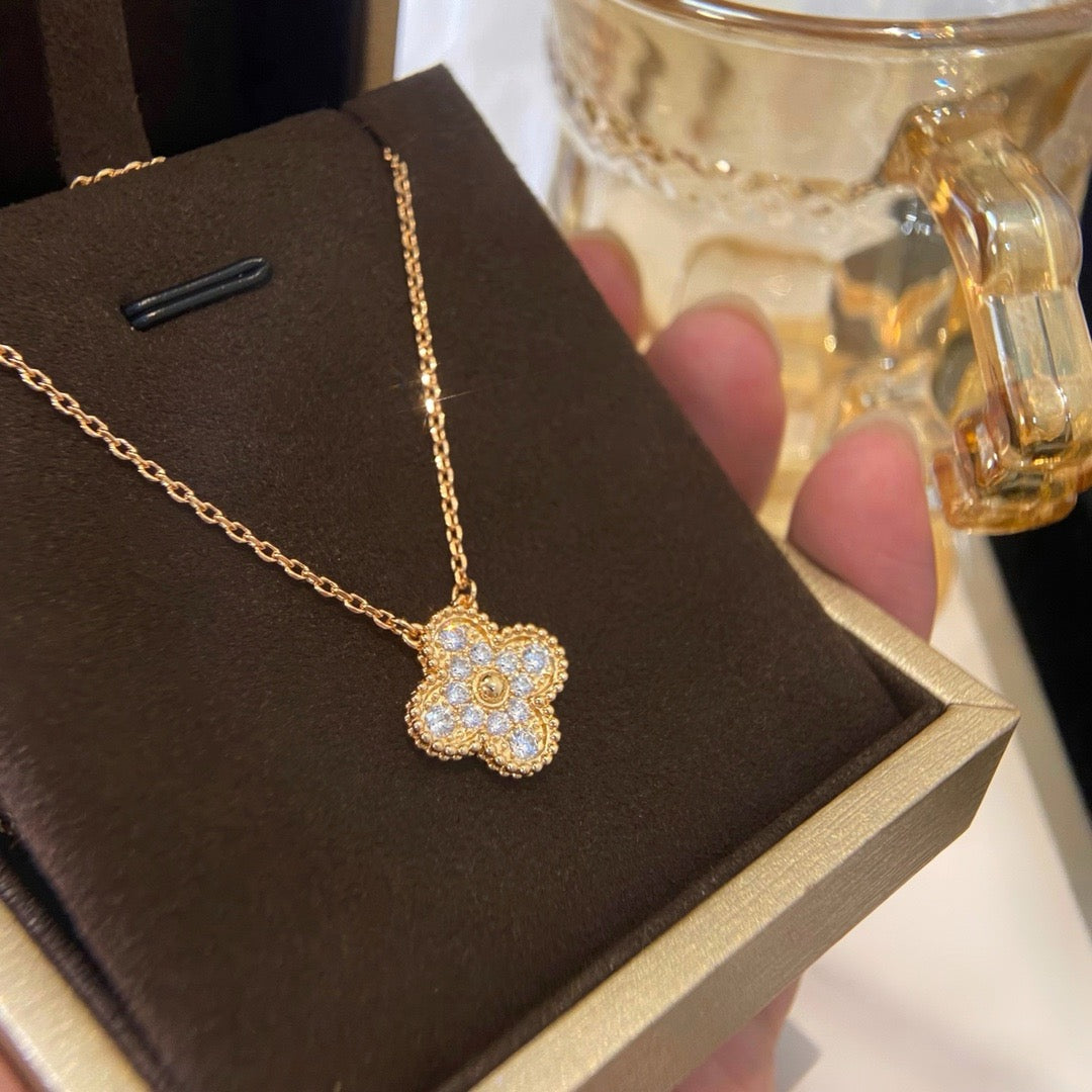[Marin]クローバー15MMダイヤモンドシングルフラワーネックレス
