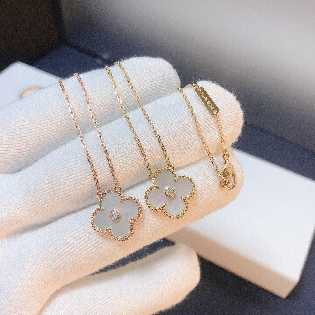 [Marin-Jewelry]クローバー 15mm ダイヤモンド白蝶貝ネックレス