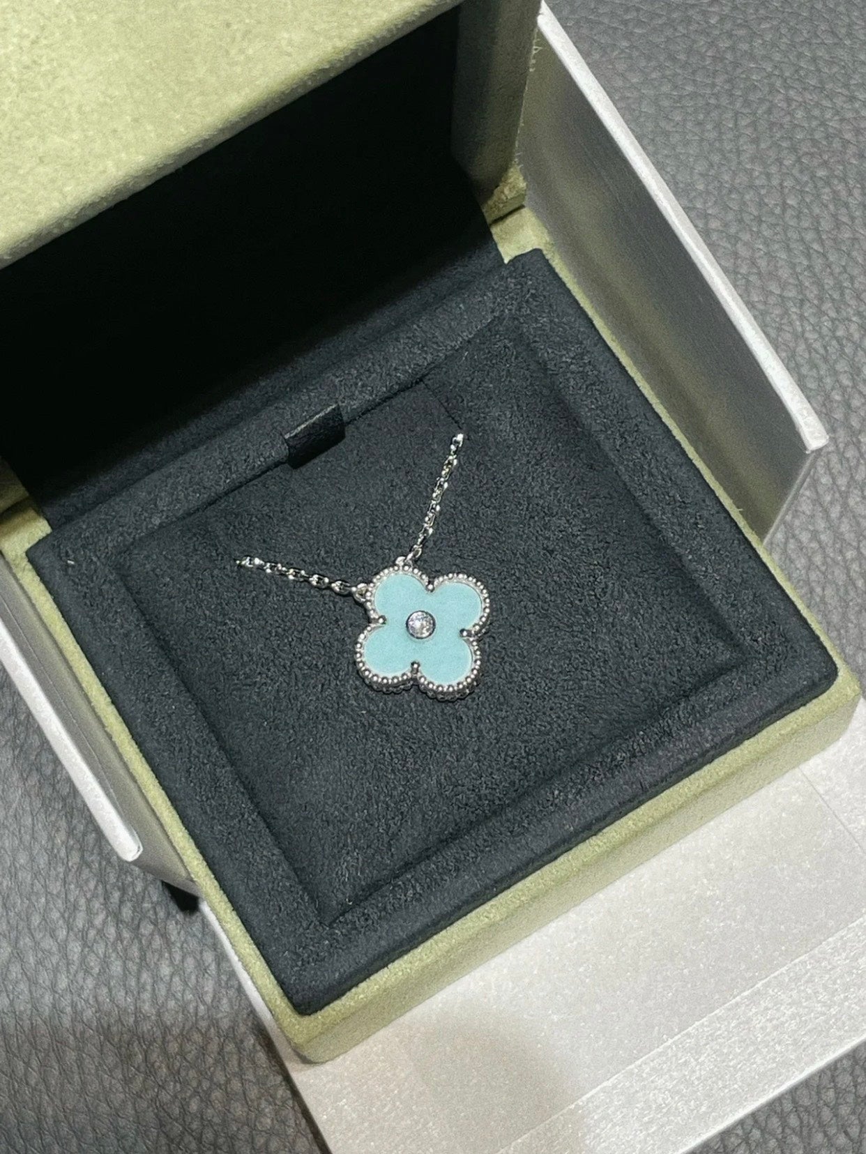 [Marin-Jewelry]CLOVER 1 DIAMOND LIGHT BLUE SILVER NECKLACE