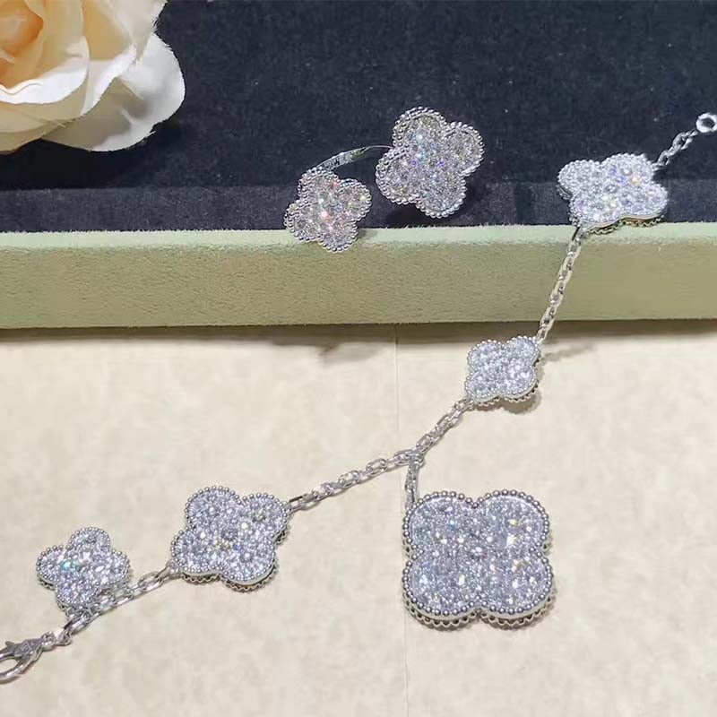 [Marin-Jewelry]CLOVER 6 MOTIFS SILVER DIAMOND BRACELET