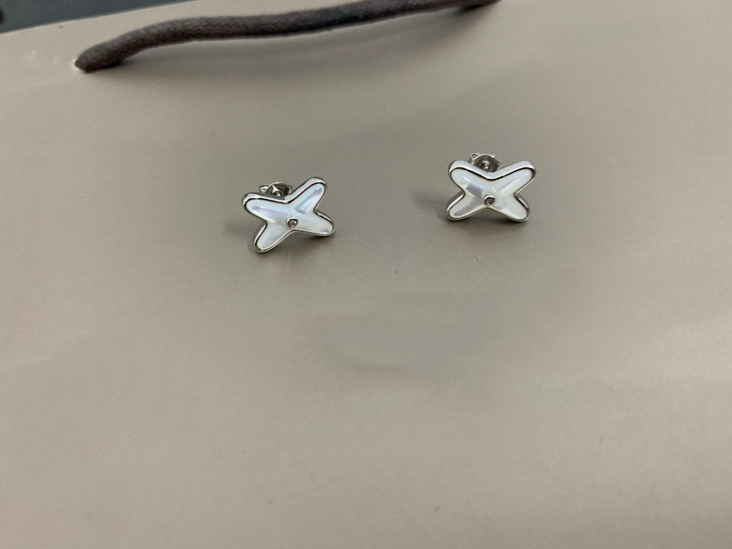 [Marin-Jewelry]JEUX DE WHITE MOP SILVER DIAMOND EARRINGS