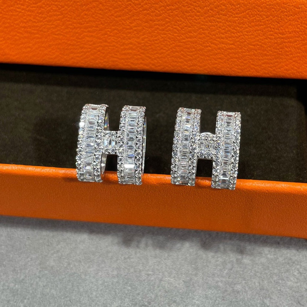 [Marin]BOUCLES D'OREILLES À CLOUS EN ARGENT AVEC DIAMANTS