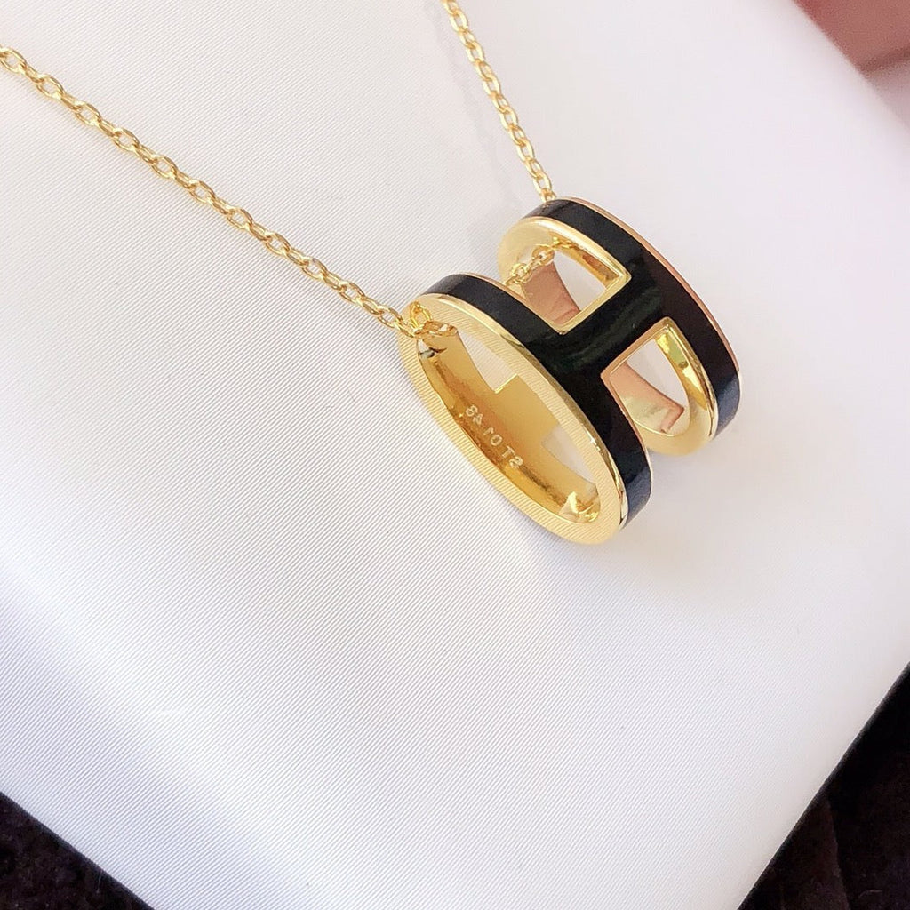 [Marin]HM CLIC BLACK ENAMEL GOLD NECKLACE