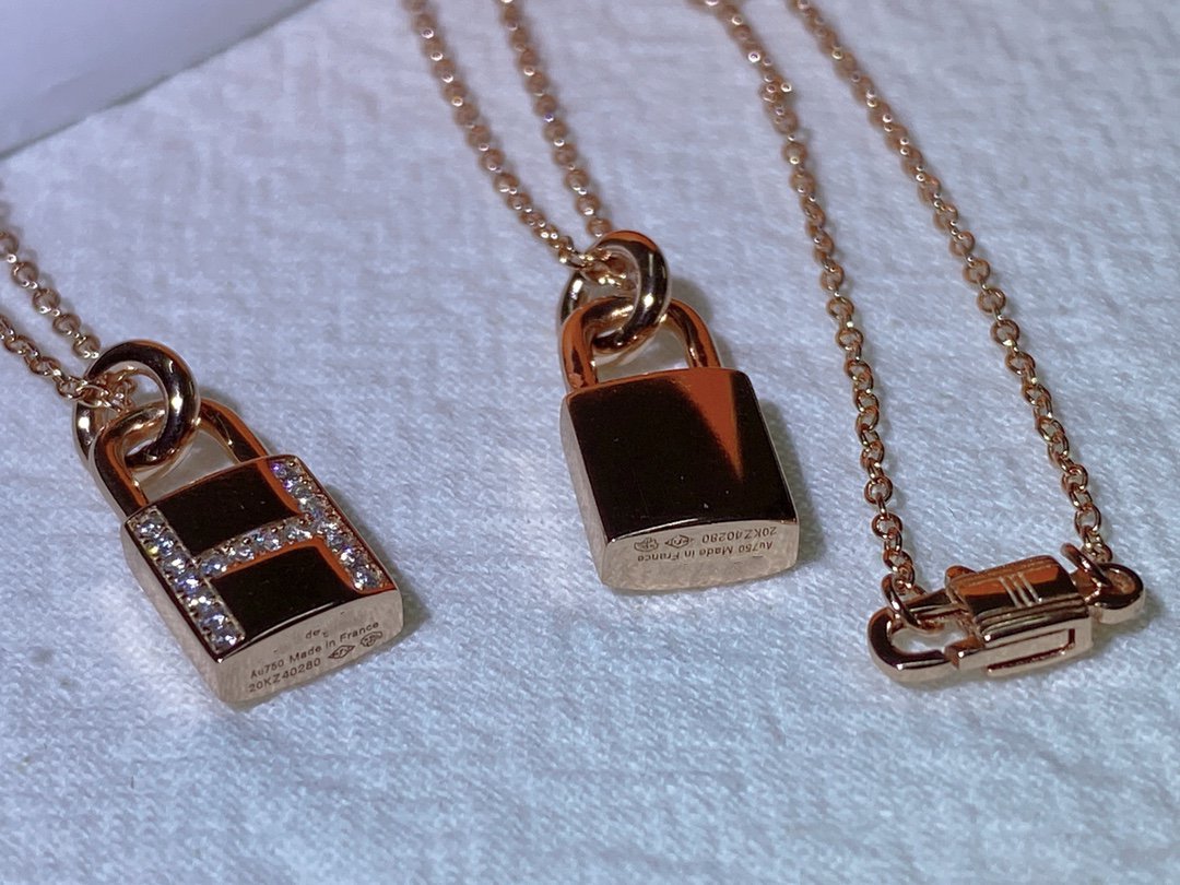 [Marin]HM ADVANCED NICHE LOCK HEAD NECKLACE DIAMONDS