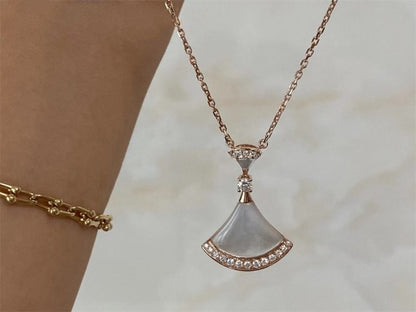 [Marin]DREAM NECKLACE MOP PINK GOLD DIAMOND