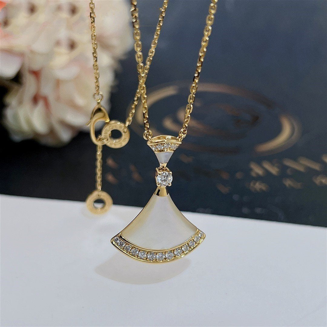 [Marin]DREAM NECKLACE MOP GOLD DIAMOND