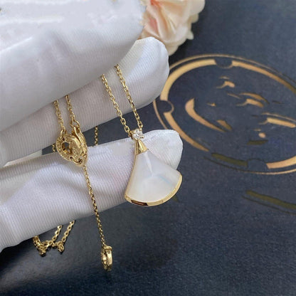 [Marin]DREAM NECKLACE WHITE MOP GOLD 1 DIAMOND