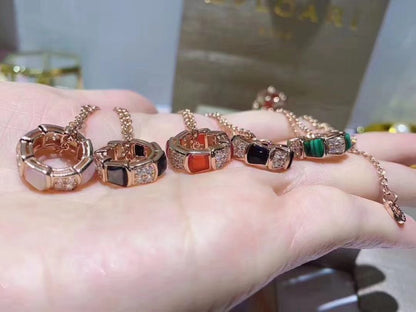 [Marin]SERPENTI PEDANT DIAMOND NECKLACE