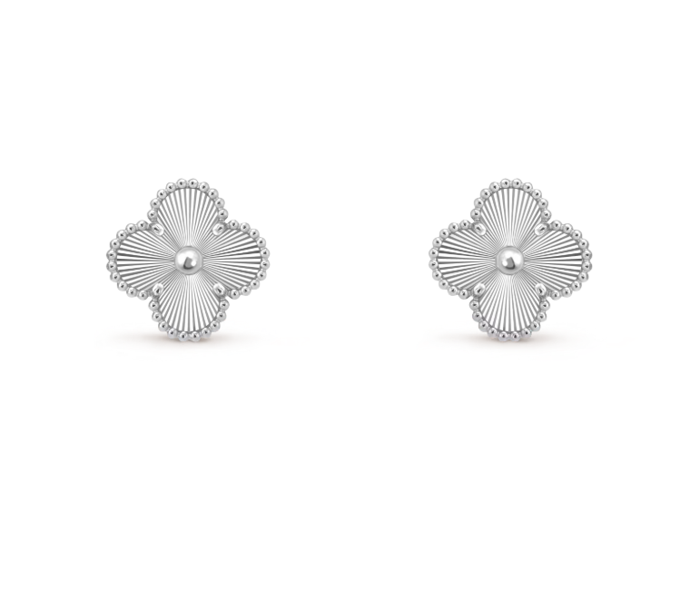 [Marin]CLOVER MEDIUM 1 MOTIFS LASER EARRINGS