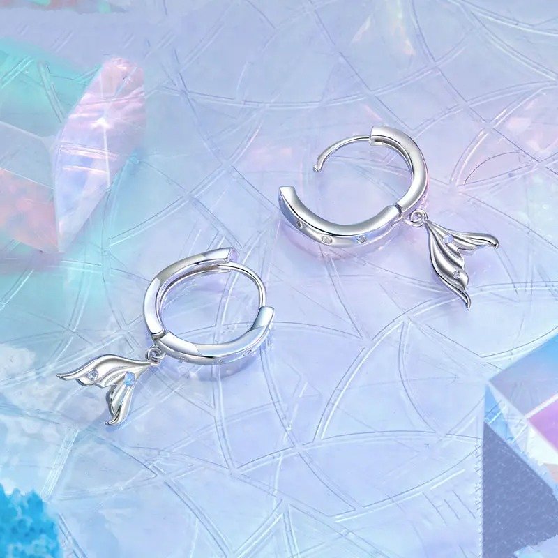 Boucles d'oreilles plaquées or délicates, hypoallergéniques, en forme de queue de poisson, cadeau SCE1744