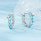 Boucles d'oreilles Huggie "Fleur de Glace" en oxyde de zirconium, créoles plaquées platine